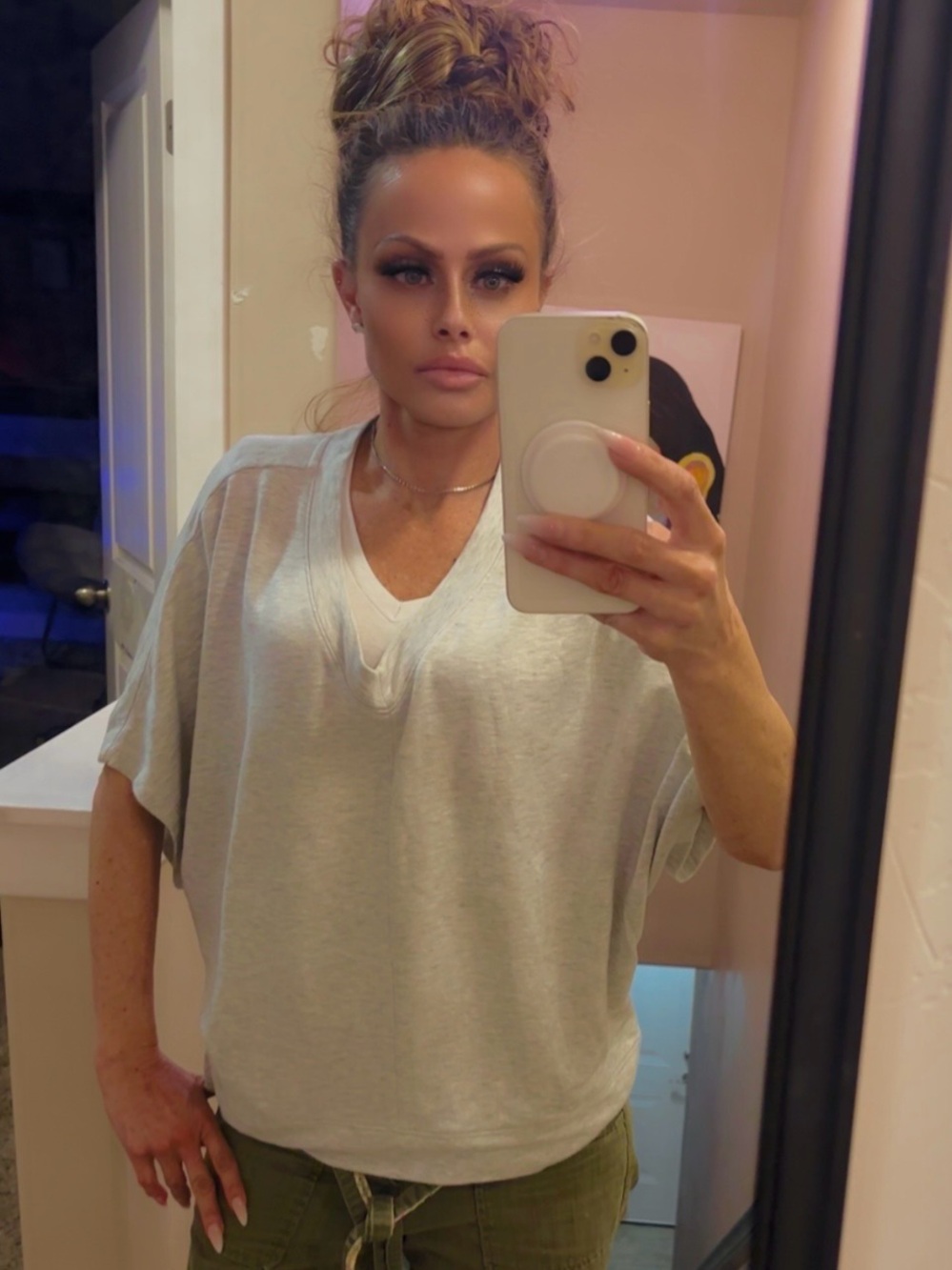 Light Heather Gray V-Neck Short Sleeve Top